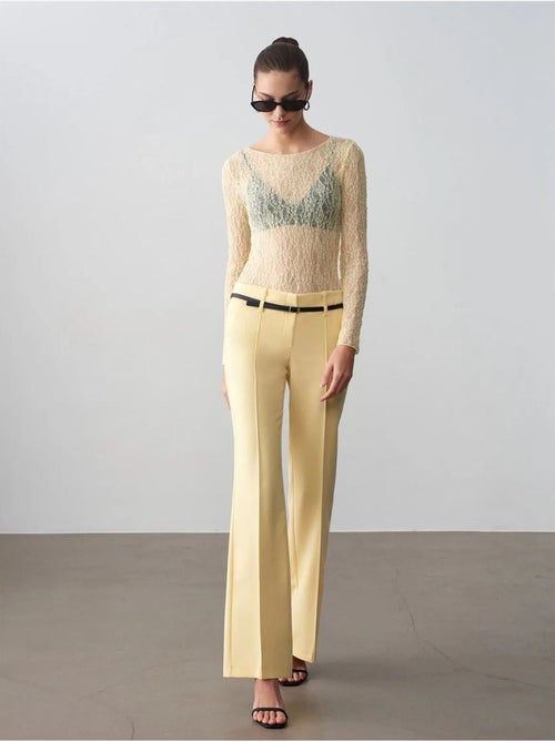 DILVIN Pantalon Droit En Crêpe Avec Ceinture - Kiabi DILVIN Pantalon Droit En Crêpe Avec Ceinture - Kiabi