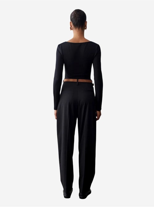DILVIN Pantalon Droit En Crêpe Avec Ceinture - Kiabi DILVIN Pantalon Droit En Crêpe Avec Ceinture - Kiabi