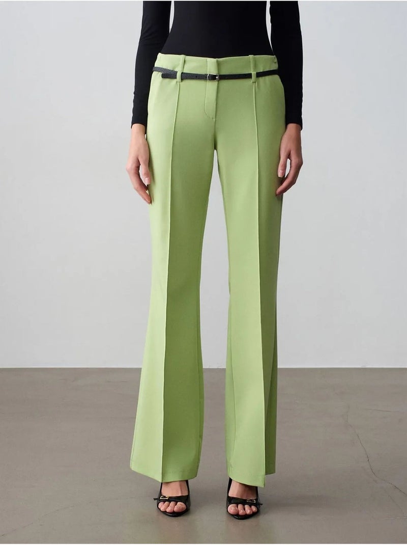 DILVIN Pantalon Droit En Crêpe Avec Ceinture Vert menthe - Kiabi