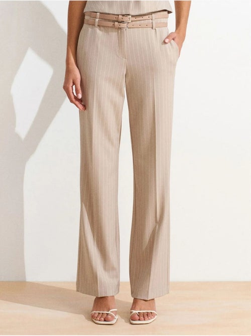 DILVIN Pantalon Droit Rayé Avec Ceinture - Kiabi DILVIN Pantalon Droit Rayé Avec Ceinture - Kiabi