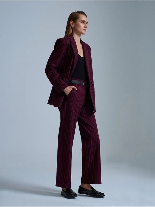 DILVIN Pantalon Droit Rayé Pour Femme Avec Ceinture - Kiabi DILVIN Pantalon Droit Rayé Pour Femme Avec Ceinture - Kiabi