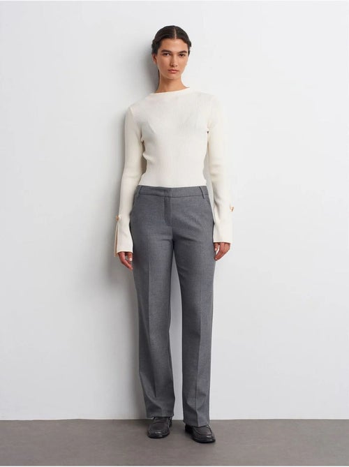 DILVIN Pantalon Droit Taille Basse En Crêpe - Kiabi DILVIN Pantalon Droit Taille Basse En Crêpe - Kiabi