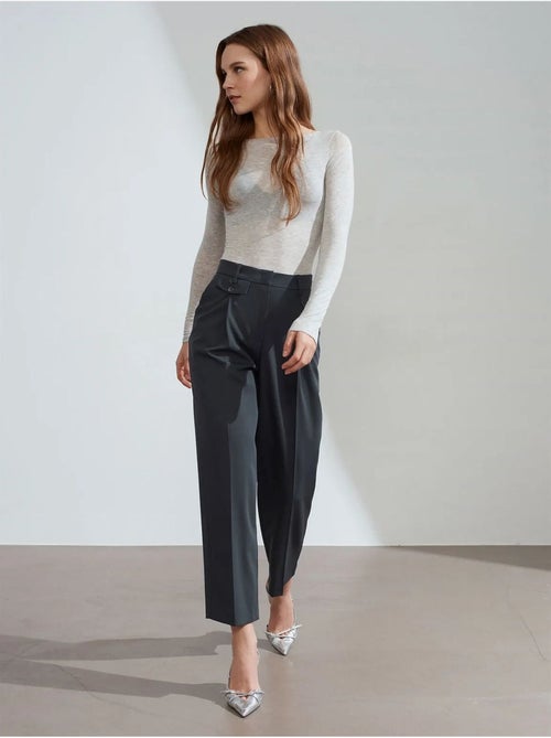 DILVIN Pantalon Droit Taille Haute À Plis - Kiabi DILVIN Pantalon Droit Taille Haute À Plis - Kiabi