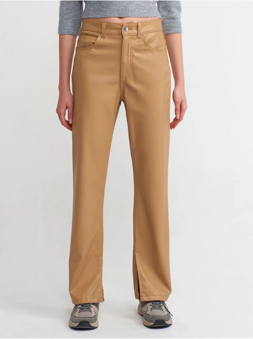 DILVIN Pantalon Droit Taille Haute En Simili Cuir - Kiabi DILVIN Pantalon Droit Taille Haute En Simili Cuir - Kiabi