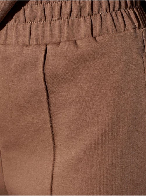 DILVIN Pantalon En Maille À Jambe Large - Kiabi DILVIN Pantalon En Maille À Jambe Large - Kiabi