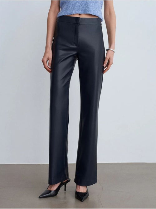 DILVIN Pantalon Évasé Femme En Simili Cuir - Kiabi DILVIN Pantalon Évasé Femme En Simili Cuir - Kiabi