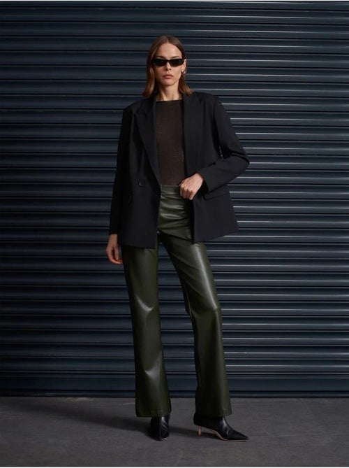 DILVIN Pantalon Évasé Femme En Simili Cuir - Kiabi DILVIN Pantalon Évasé Femme En Simili Cuir - Kiabi