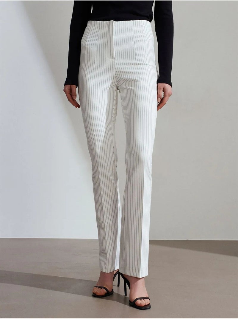 DILVIN Pantalon Évasé Rayé À Taille Haute Et Plis Blanc - Kiabi