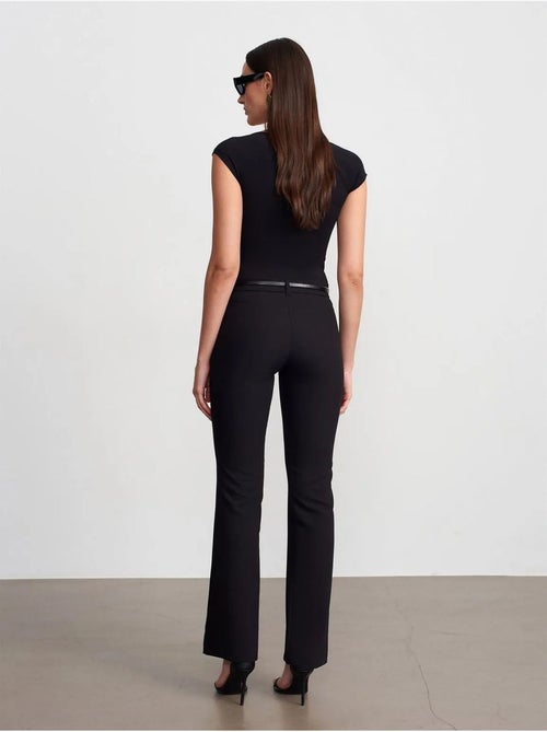 DILVIN Pantalon Évasé Taille Haute Avec Poches - Kiabi DILVIN Pantalon Évasé Taille Haute Avec Poches - Kiabi