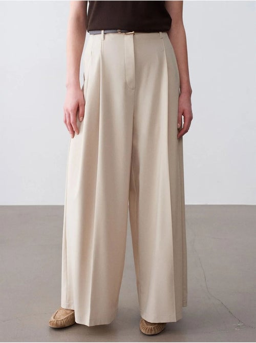 DILVIN Pantalon Femme À Taille Haute Et Jambe Large En Crêpe - Kiabi DILVIN Pantalon Femme À Taille Haute Et Jambe Large En Crêpe - Kiabi