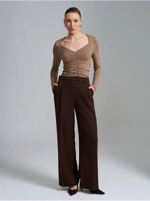 DILVIN Pantalon Femme Taille Haute À Jambe Large En Crêpe - Kiabi DILVIN Pantalon Femme Taille Haute À Jambe Large En Crêpe - Kiabi