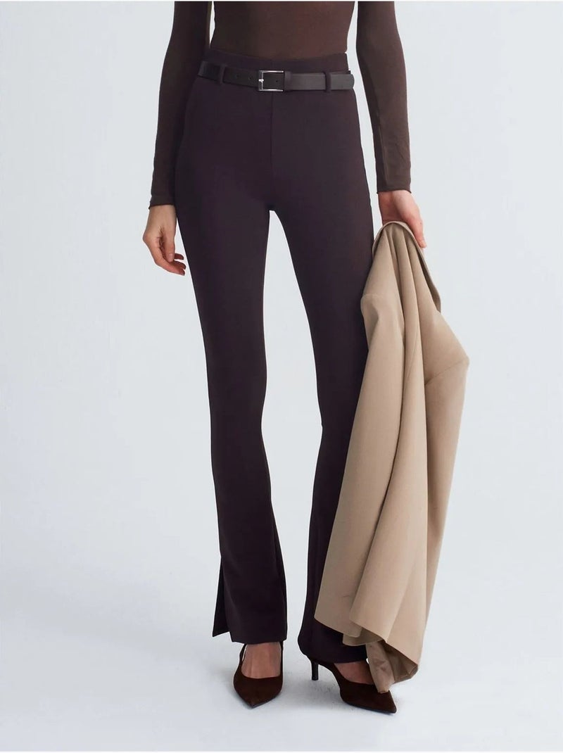 DILVIN Pantalon Flare Ajusté Avec Ceinture Marron chocolat - Kiabi