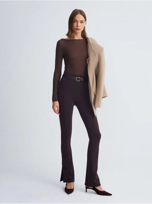 DILVIN Pantalon Flare Ajusté Avec Ceinture - Kiabi DILVIN Pantalon Flare Ajusté Avec Ceinture - Kiabi