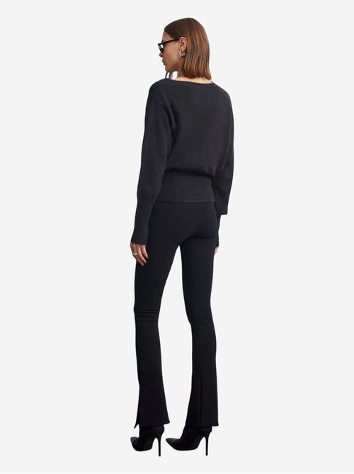 DILVIN Pantalon Flare Ajusté Avec Ceinture - Kiabi DILVIN Pantalon Flare Ajusté Avec Ceinture - Kiabi