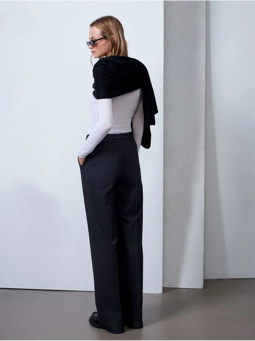 DILVIN Pantalon Large À Enfiler - Kiabi DILVIN Pantalon Large À Enfiler - Kiabi
