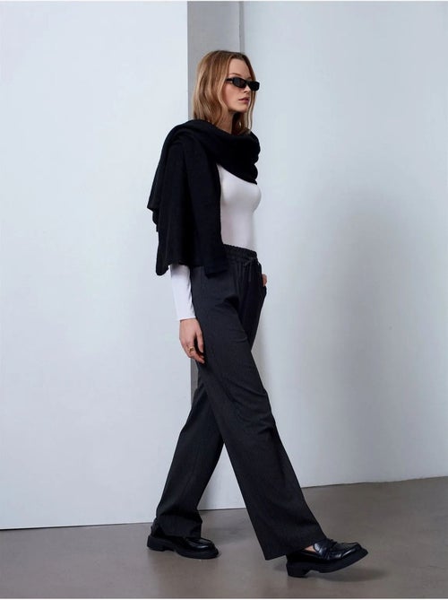 DILVIN Pantalon Large À Enfiler - Kiabi DILVIN Pantalon Large À Enfiler - Kiabi