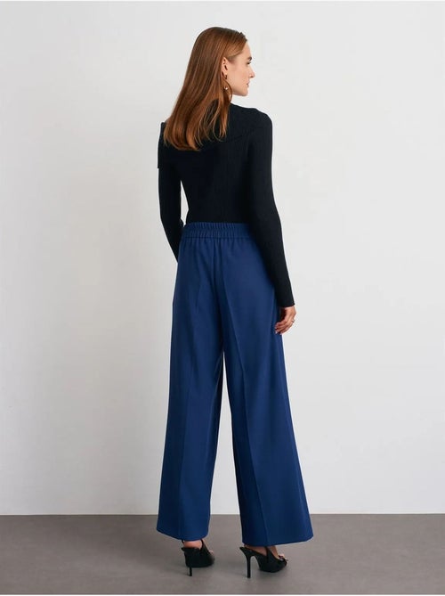 DILVIN Pantalon Large À Taille Haute Avec Plis - Kiabi DILVIN Pantalon Large À Taille Haute Avec Plis - Kiabi
