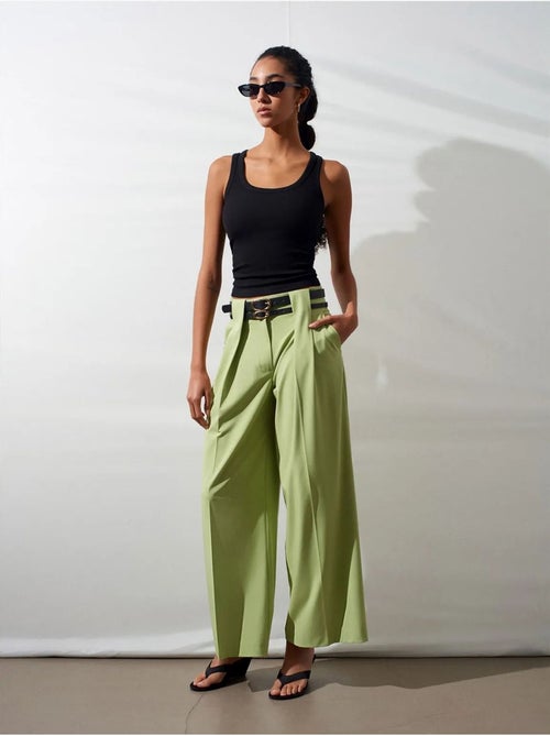 DILVIN Pantalon Large À Taille Haute Et Plis - Kiabi DILVIN Pantalon Large À Taille Haute Et Plis - Kiabi