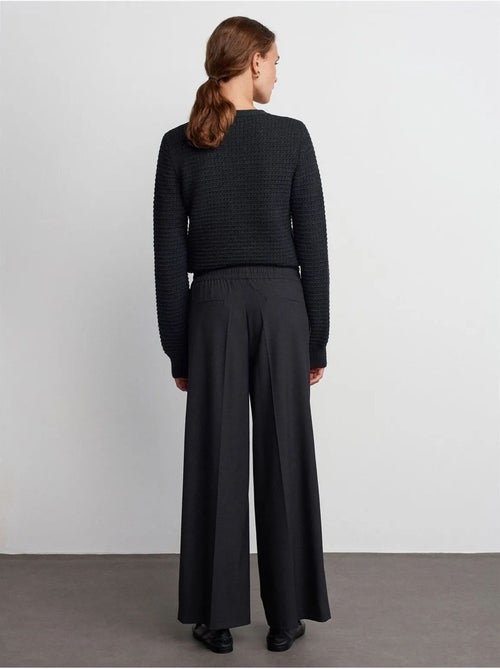 DILVIN Pantalon Large En Crêpe À Taille Coulissante - Kiabi DILVIN Pantalon Large En Crêpe À Taille Coulissante - Kiabi