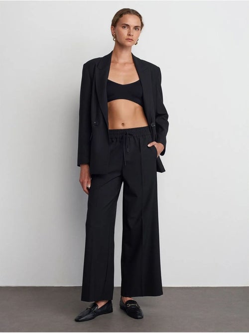 DILVIN Pantalon Large En Crêpe À Taille Coulissante - Kiabi DILVIN Pantalon Large En Crêpe À Taille Coulissante - Kiabi