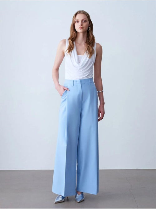 DILVIN Pantalon Large En Crêpe À Taille Haute - Kiabi DILVIN Pantalon Large En Crêpe À Taille Haute - Kiabi