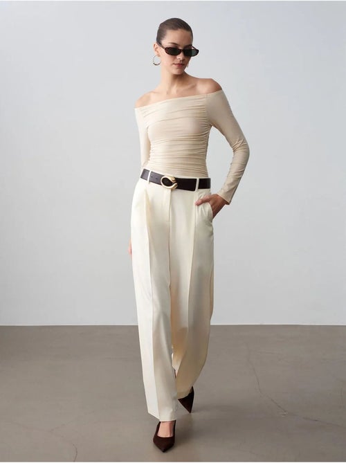 DILVIN Pantalon Large En Crêpe À Taille Haute - Kiabi DILVIN Pantalon Large En Crêpe À Taille Haute - Kiabi
