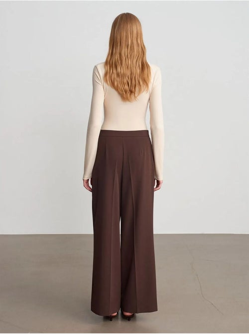 DILVIN Pantalon Large En Crêpe Avec Ceinture - Kiabi DILVIN Pantalon Large En Crêpe Avec Ceinture - Kiabi