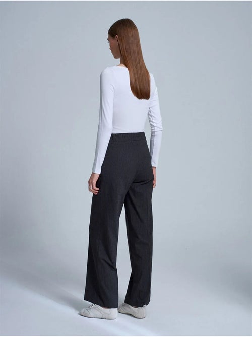 DILVIN Pantalon Large En Crêpe Avec Cordon - Kiabi DILVIN Pantalon Large En Crêpe Avec Cordon - Kiabi