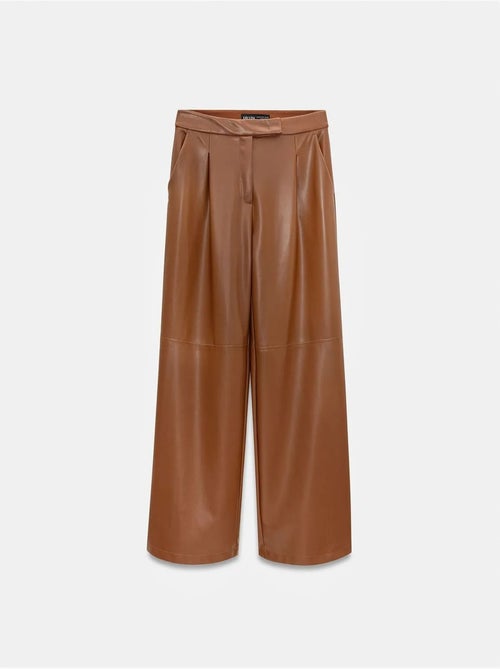 DILVIN Pantalon Large Taille Haute En Simili Cuir - Kiabi DILVIN Pantalon Large Taille Haute En Simili Cuir - Kiabi