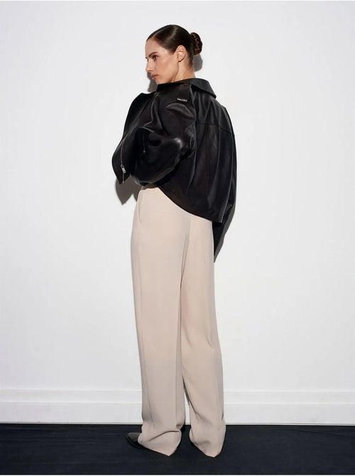 DILVIN Pantalon Palazzo Taille Haute En Crêpe - Kiabi DILVIN Pantalon Palazzo Taille Haute En Crêpe - Kiabi