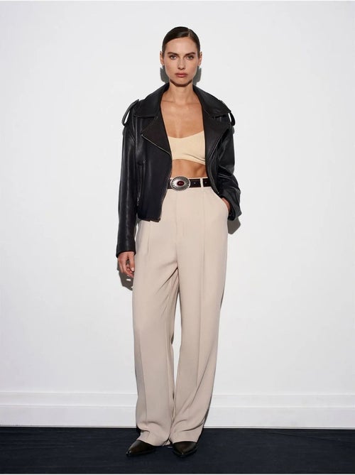DILVIN Pantalon Palazzo Taille Haute En Crêpe - Kiabi DILVIN Pantalon Palazzo Taille Haute En Crêpe - Kiabi