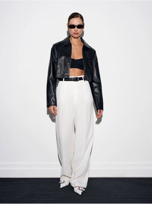 DILVIN Pantalon Palazzo Taille Haute En Crêpe - Kiabi DILVIN Pantalon Palazzo Taille Haute En Crêpe - Kiabi