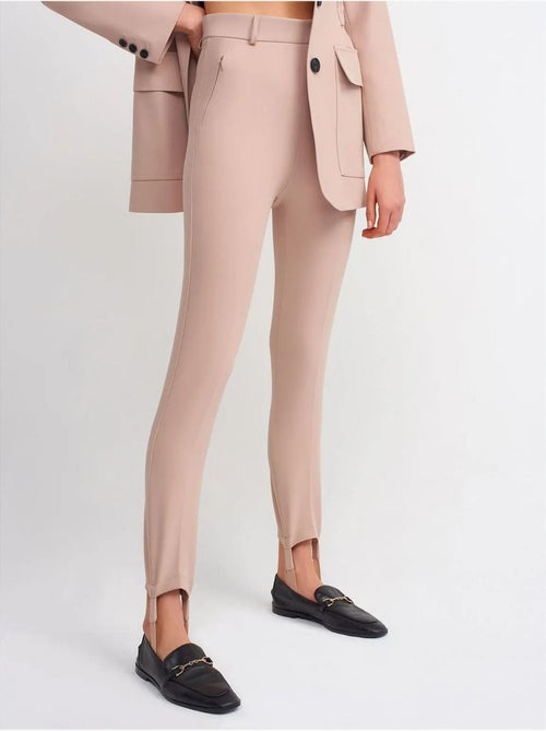 DILVIN Pantalon Skinny Femme Taille Haute En Crêpe - Kiabi DILVIN Pantalon Skinny Femme Taille Haute En Crêpe - Kiabi