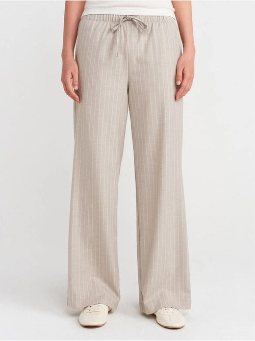 DILVIN Pantalon Tissé Rayé À Jambe Large - Kiabi DILVIN Pantalon Tissé Rayé À Jambe Large - Kiabi