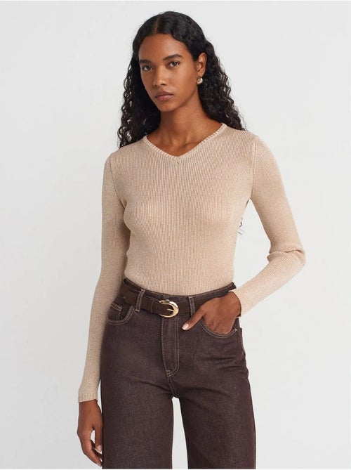 DILVIN Pull Femme Slim À Col V Côtelé - Kiabi DILVIN Pull Femme Slim À Col V Côtelé - Kiabi