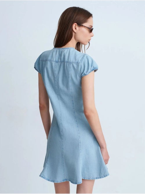 DILVIN Robe Courte En Denim Trapèze - Kiabi DILVIN Robe Courte En Denim Trapèze - Kiabi