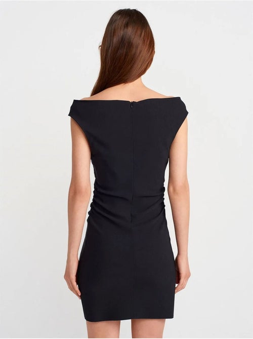DILVIN Robe Courte Moulante Bardot - Kiabi DILVIN Robe Courte Moulante Bardot - Kiabi