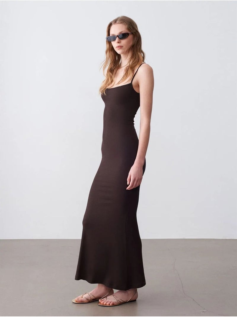 DILVIN Robe Longue Moulante Côtelée Marron chocolat - Kiabi