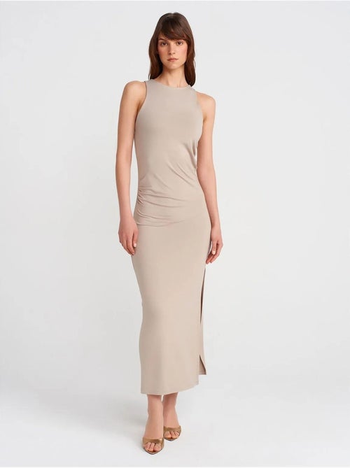 DILVIN Robe Longue Moulante Sans Manches Avec Fente - Kiabi DILVIN Robe Longue Moulante Sans Manches Avec Fente - Kiabi