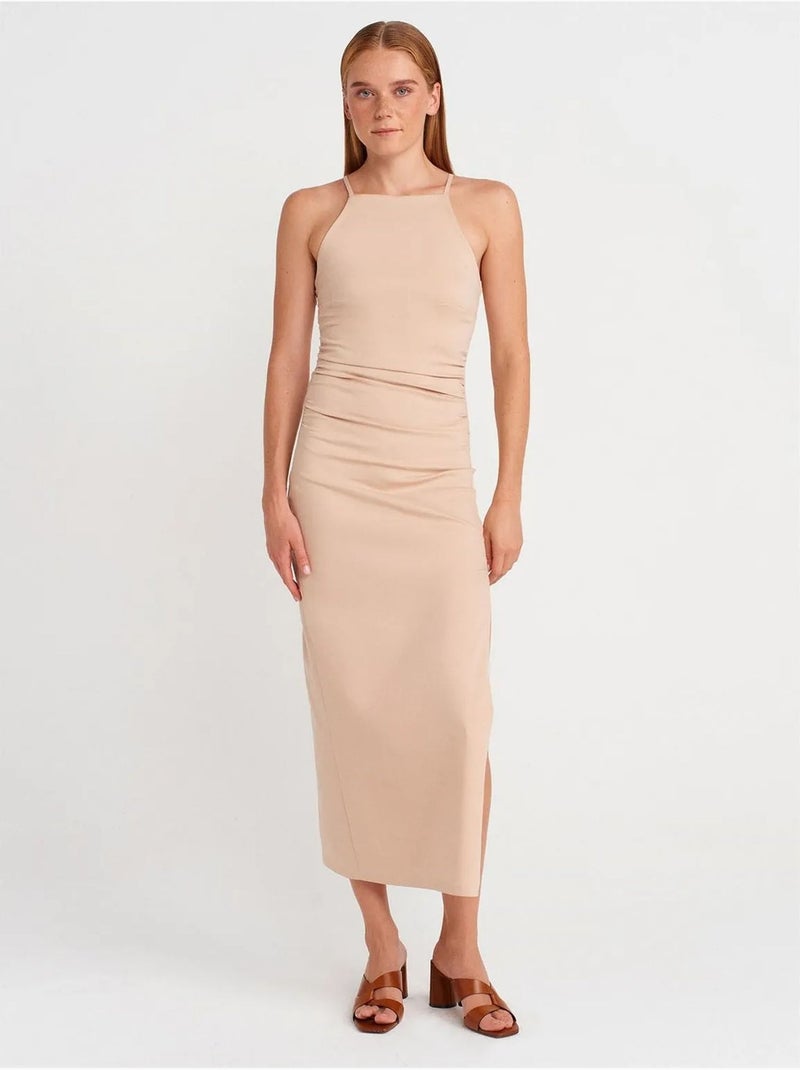 Dilvin robe midi moulante à col halter et fente Beige argile - Kiabi