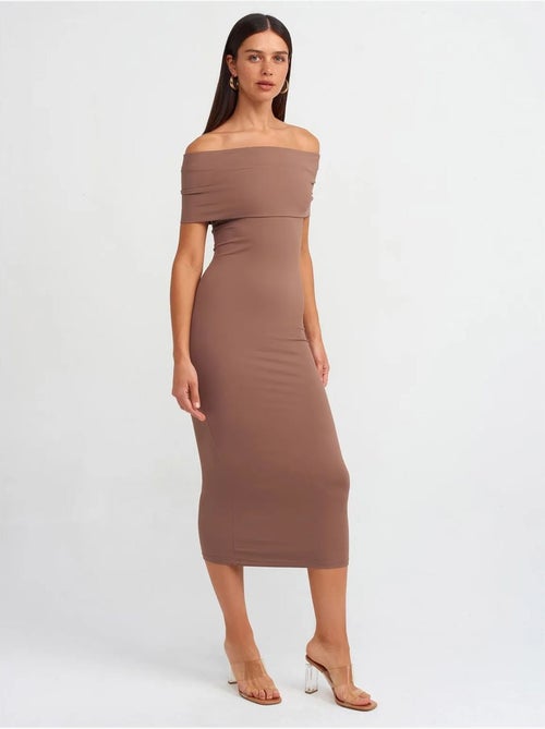 DILVIN Robe Midi Moulante À Épaules Dénudées - Kiabi DILVIN Robe Midi Moulante À Épaules Dénudées - Kiabi