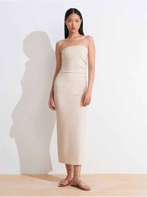 DILVIN Robe Midi Moulante Sans Bretelles, Avec Fente - Kiabi DILVIN Robe Midi Moulante Sans Bretelles, Avec Fente - Kiabi