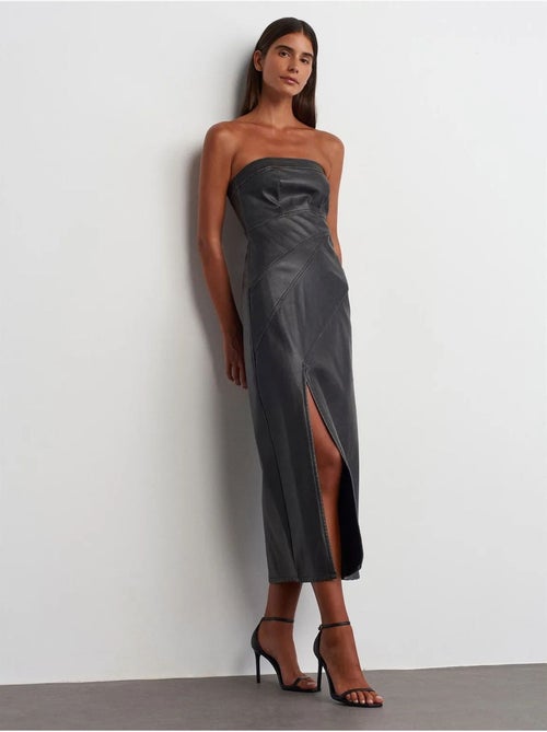 DILVIN Robe Midi Moulante Sans Bretelles Avec Fente - Kiabi DILVIN Robe Midi Moulante Sans Bretelles Avec Fente - Kiabi