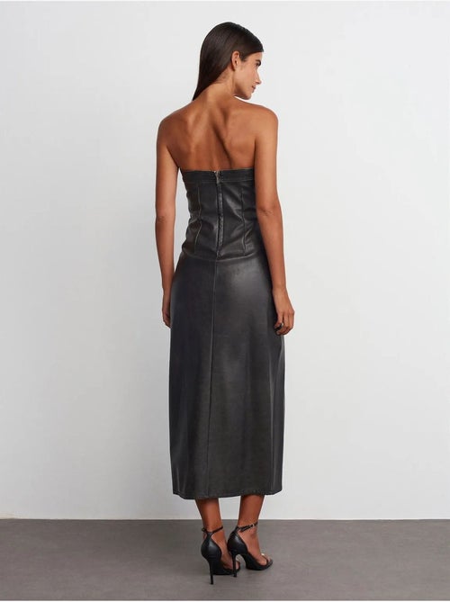 DILVIN Robe Midi Moulante Sans Bretelles Avec Fente - Kiabi DILVIN Robe Midi Moulante Sans Bretelles Avec Fente - Kiabi