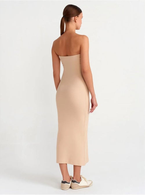 DILVIN Robe Midi Moulante Sans Bretelles - Kiabi DILVIN Robe Midi Moulante Sans Bretelles - Kiabi