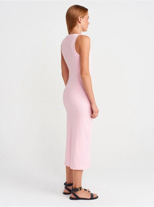 DILVIN Robe Midi Moulante Sans Manches Avec Fente - Kiabi DILVIN Robe Midi Moulante Sans Manches Avec Fente - Kiabi