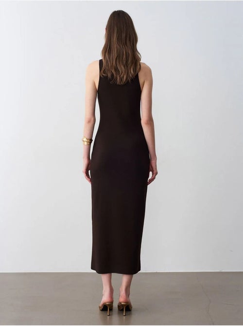 DILVIN Robe Midi Moulante Sans Manches En Maille Côtelée - Kiabi DILVIN Robe Midi Moulante Sans Manches En Maille Côtelée - Kiabi