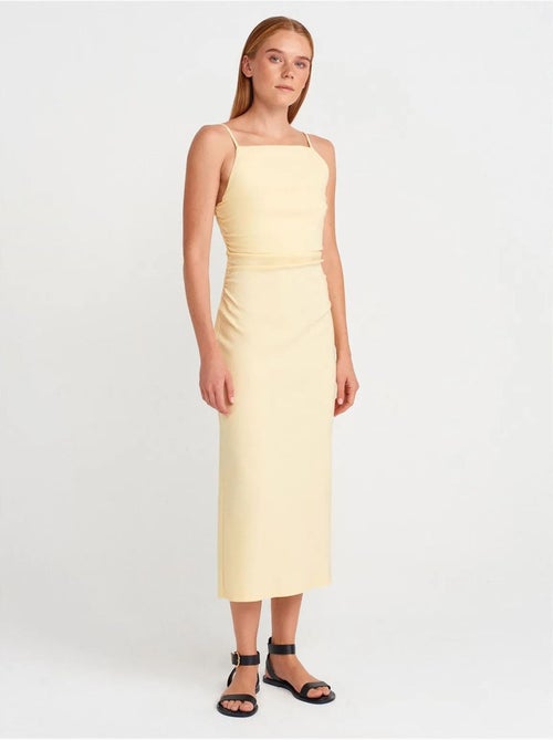 DILVIN Robe Midi Moulante Sans Manches - Kiabi DILVIN Robe Midi Moulante Sans Manches - Kiabi