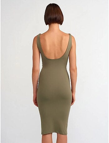 Dilvin robe midi moulante sans manches