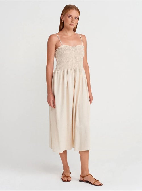 DILVIN Robe Midi Trapèze Sans Bretelles - Kiabi DILVIN Robe Midi Trapèze Sans Bretelles - Kiabi